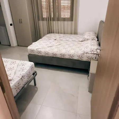 Roni Guest house Durres